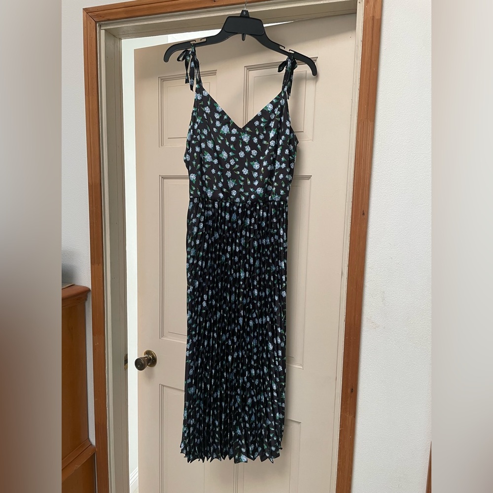 Vintage Betsey Johnson Roses Pleated Maxi Dress. Size: 10 NEW!